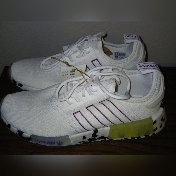 NWT Size 8 - Adidas NMD R1 Color Splash - Wonder White Purple Tint - Picture 1 of 7